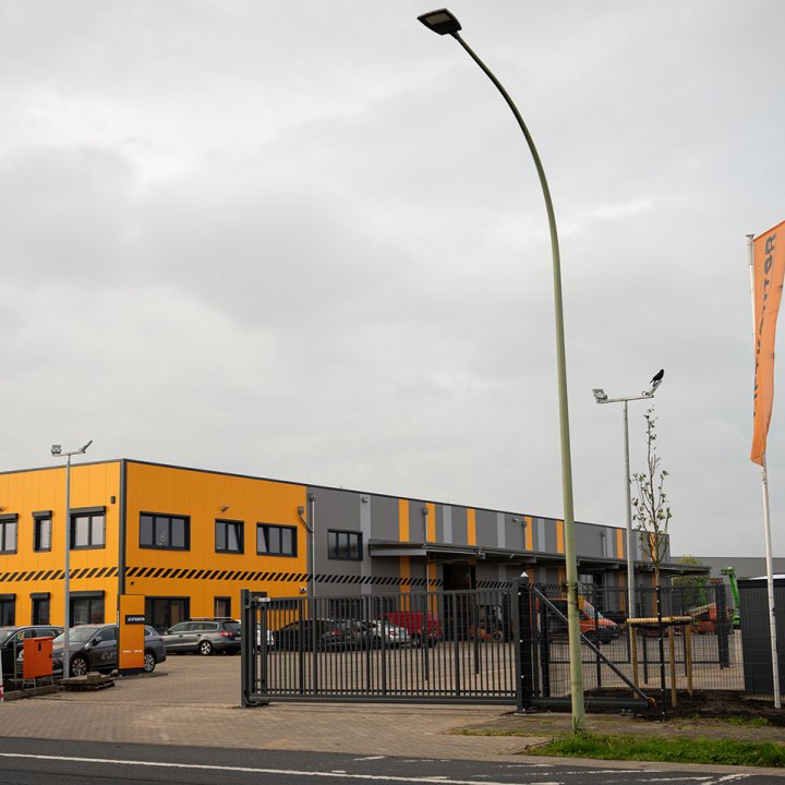 Liftkontor Bremerhaven: Neubau einer Werkhalle mit Bürogebäude, Waschplatz und Lagerhalle